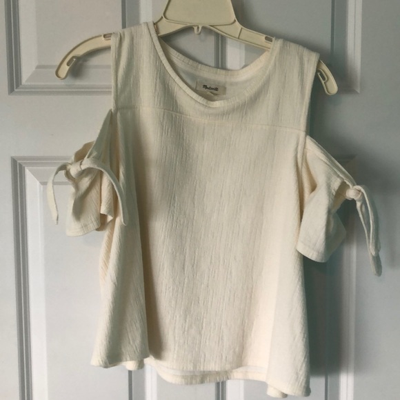 Madewell Tops - Madewell textured cold shoulder top